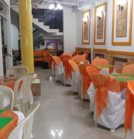 Hostal Corona Blanca Sucre Exterior foto